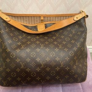 ✨Authentic Louis Vuitton Delightful GM ✨
